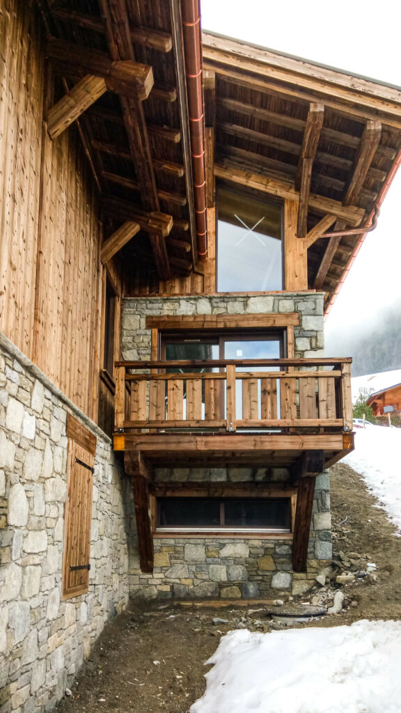 BATIBOIS, Bons-en-Chablais, chalet bois brulé à MORZINE