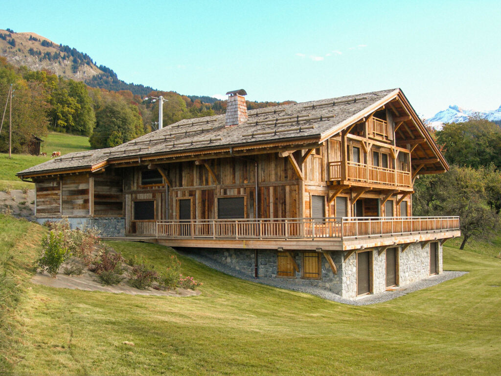 BATIBOIS, Bons-en-Chablais, chalet en vieux bois